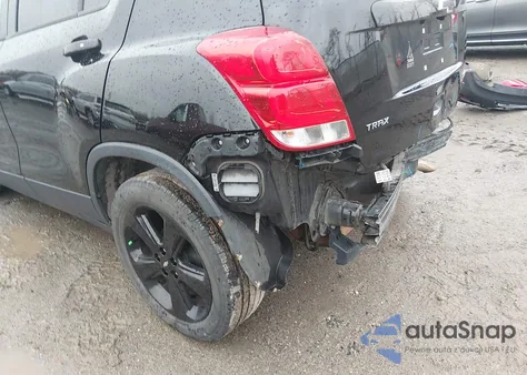 2018 Chevrolet Trax Premier из США, поврежденный, VIN KL7CJMSB5JB618093